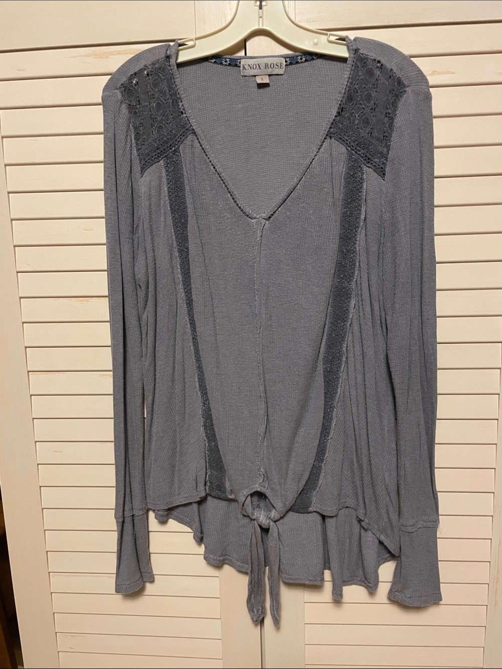 Knox Rose Slate Gray V-Neck Tie-Front Lace Shoulder Tunic